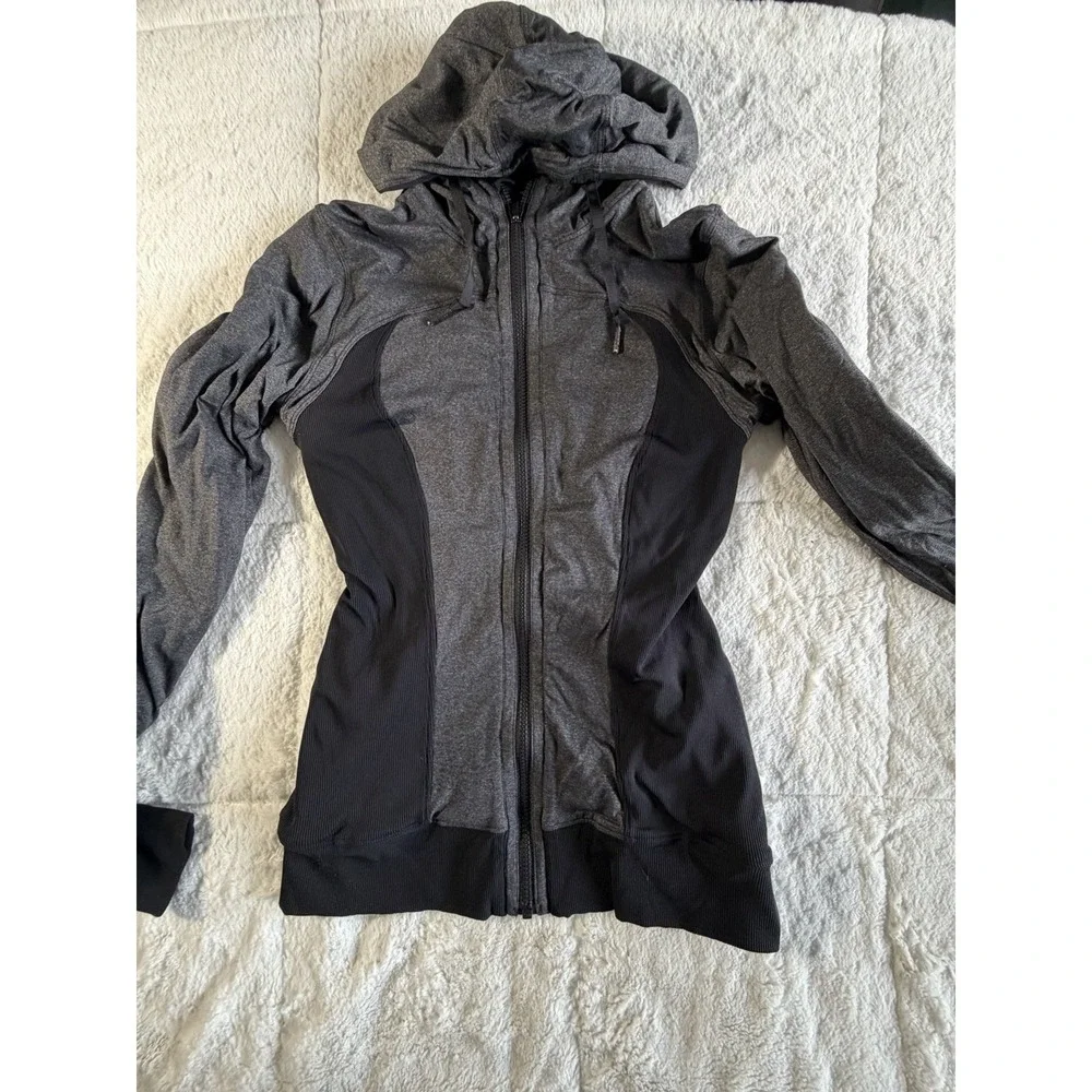 Lululemon‎ Dance Studio Jacket Womens 4 Black Hooded Full Zip Thumbholes